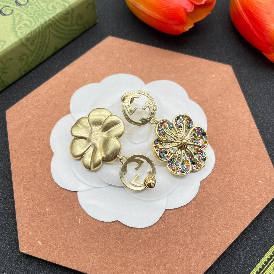 18K Gucci Double Color Crystals Flower Earrings