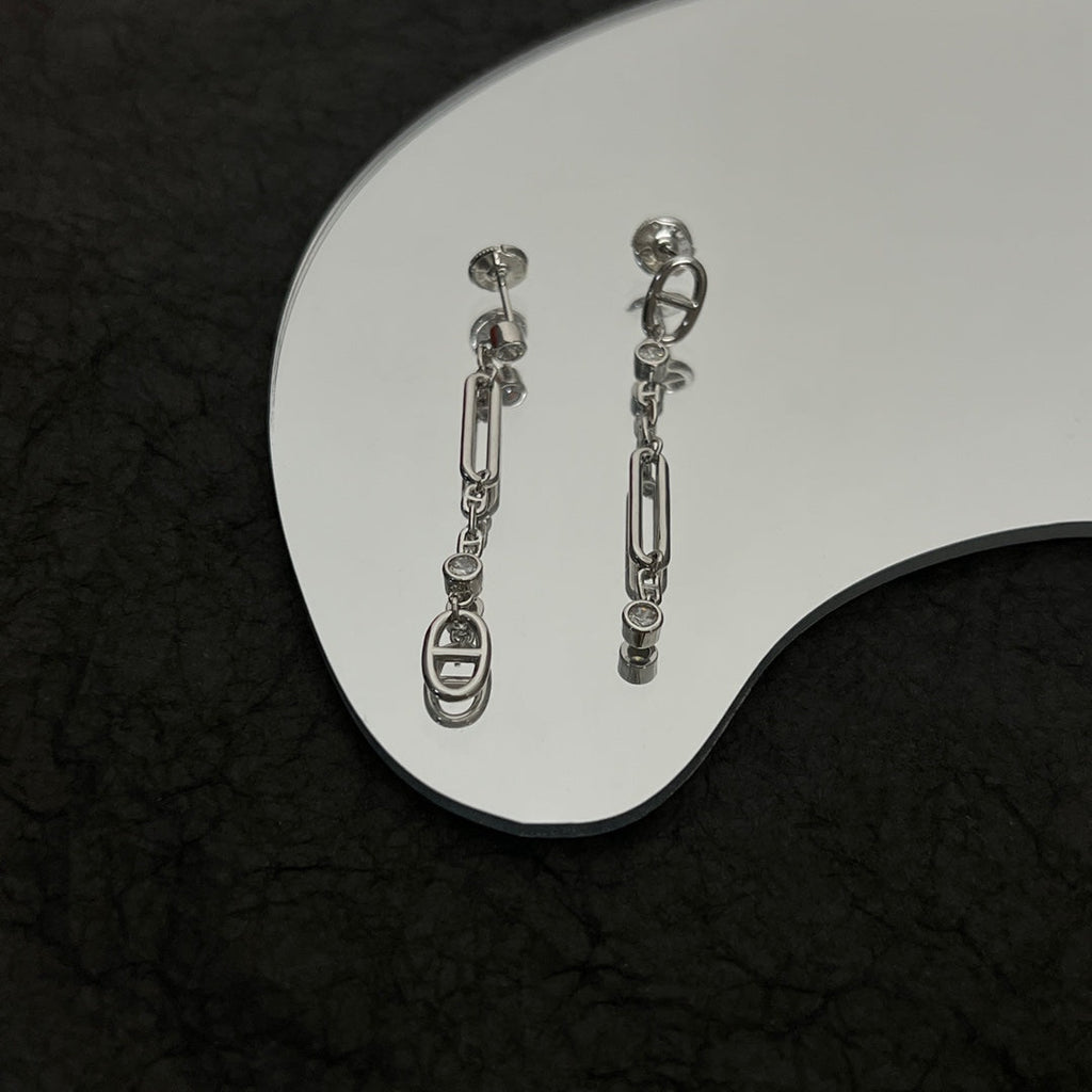 18K Hermes Chaine D'ancre Chaos Earrings