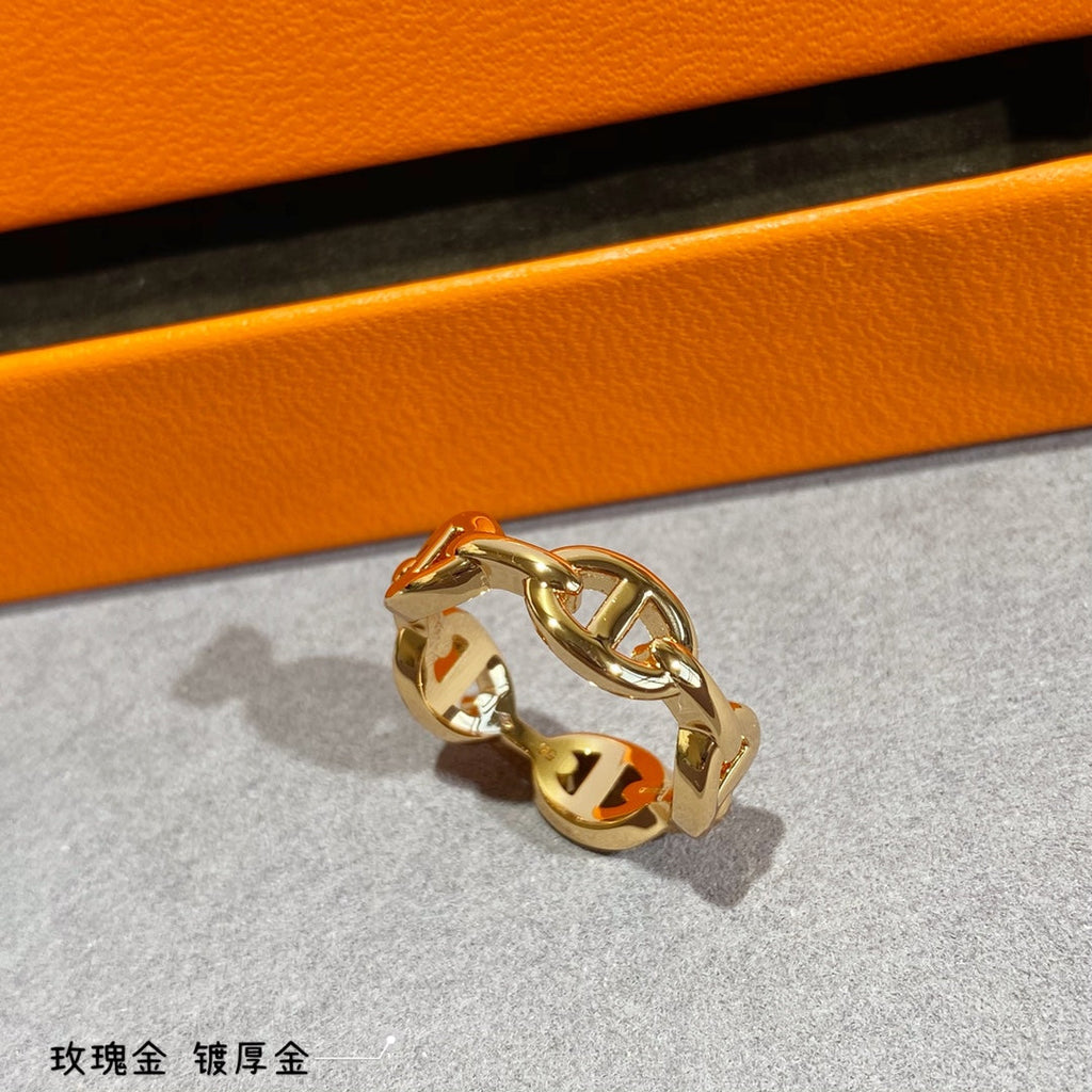 18K Hermes Chaine D'Ancre Enchainee Ring