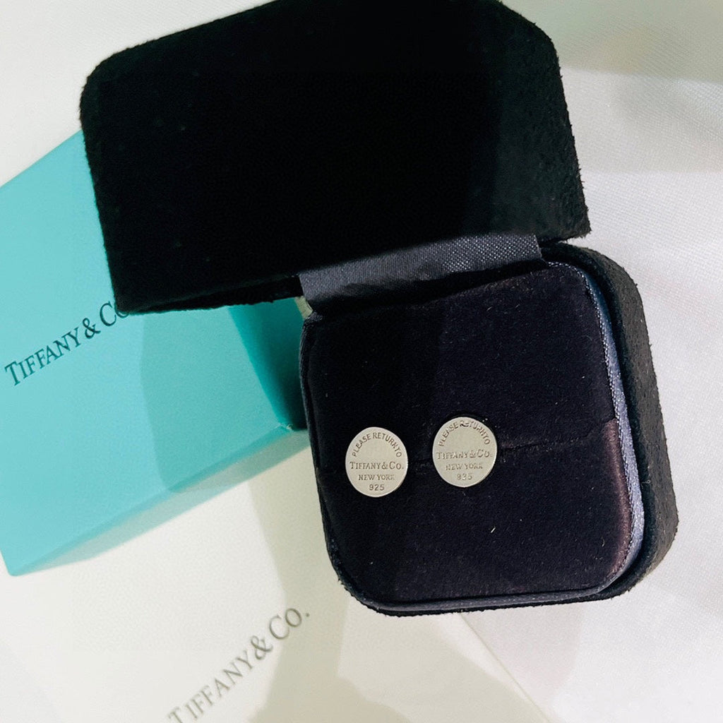 18K Tiffany Return to Circle Stud Earrings