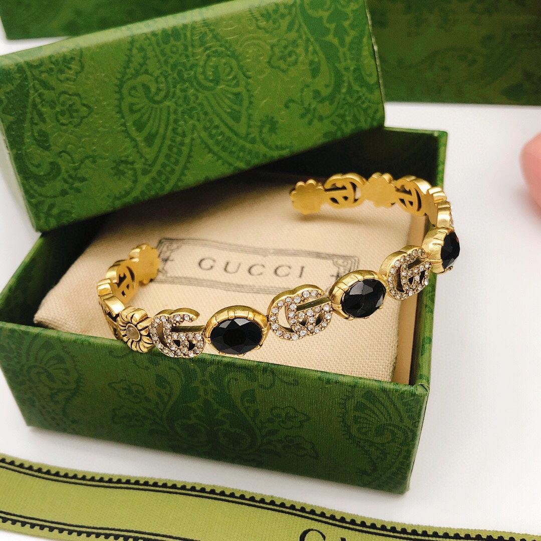 18K Gucci Double Flowers Black Crystals Open Cuff Bracelet