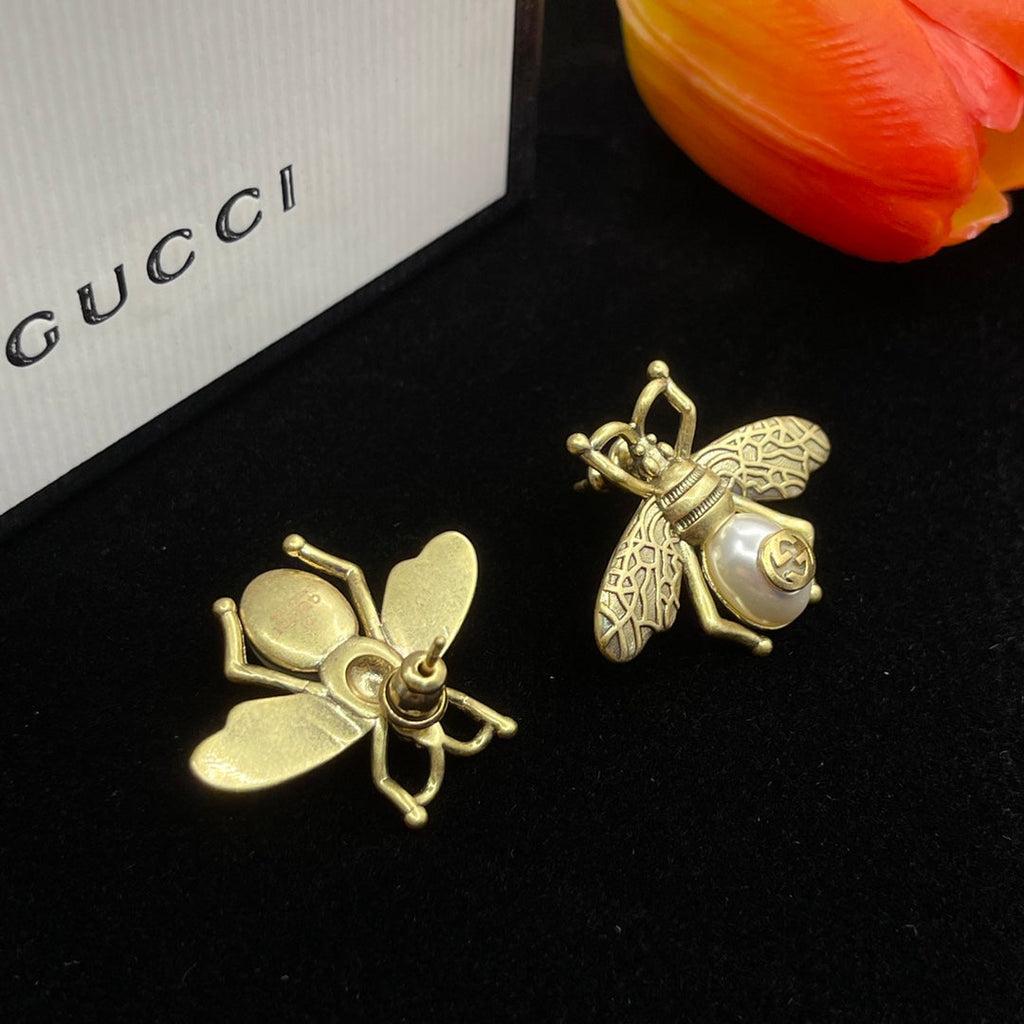 18K Gucci Double Bee Pearl Earrings