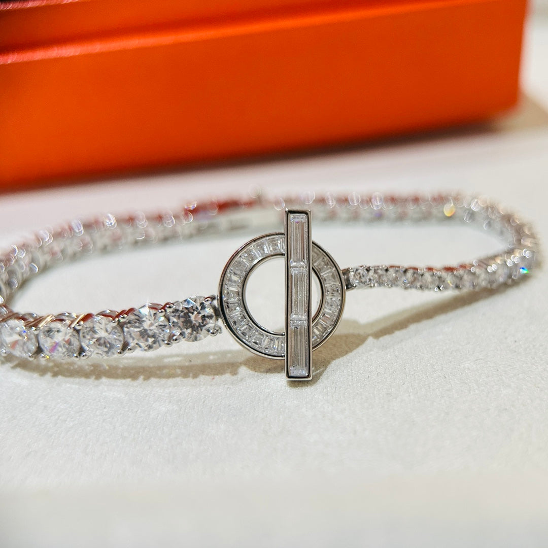 18K Hermes Finesse Link Diamond Bracelet