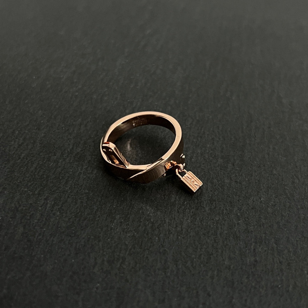 18K Hermes Kelly Gavroche Ring