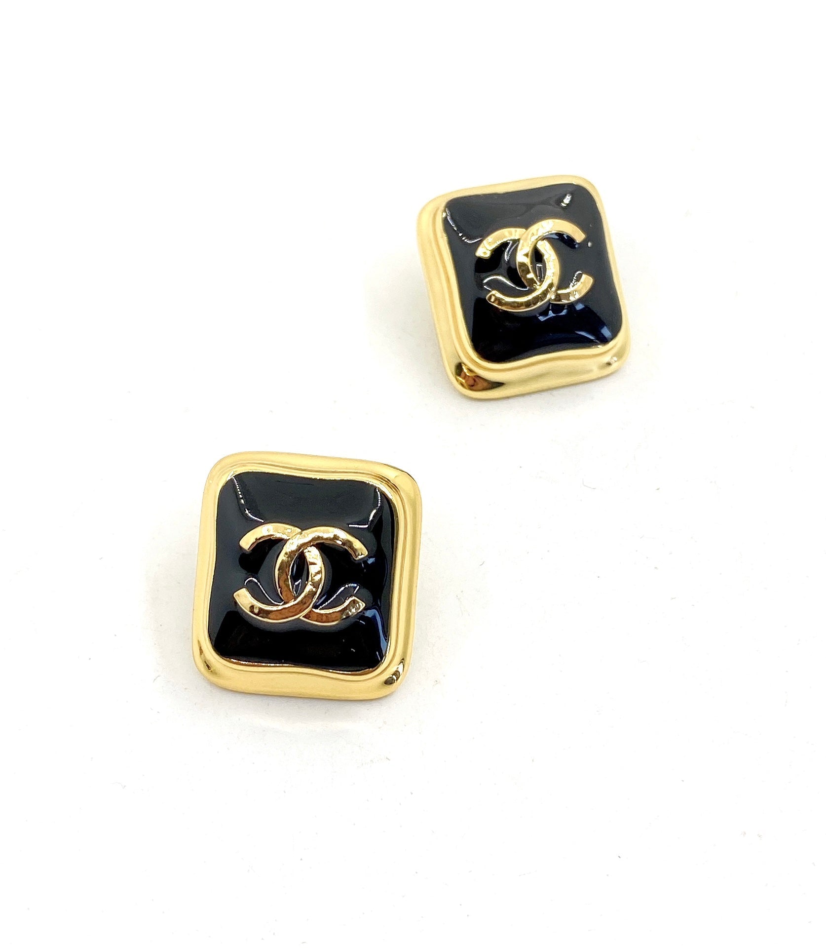 18K Chanel Square Earrings