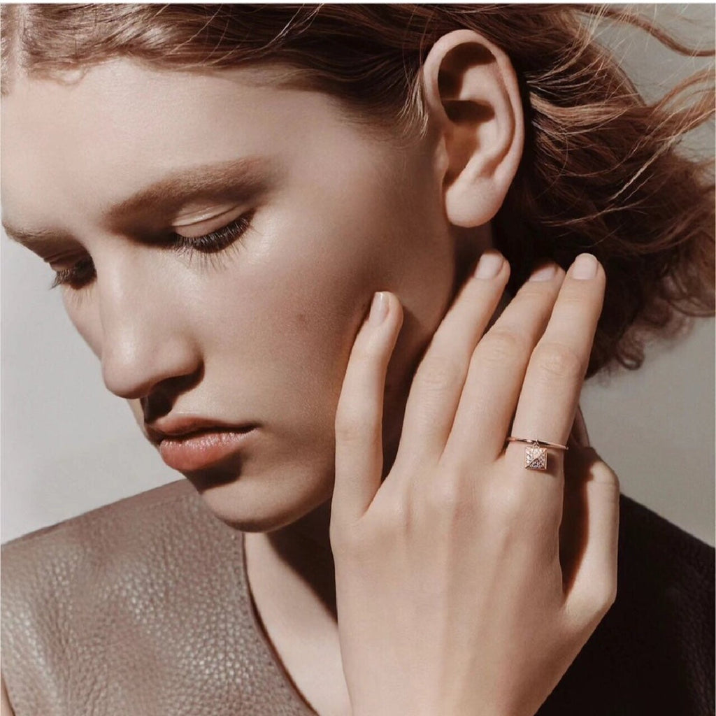 18K Hermes Chaine D'ancre Verso Ring