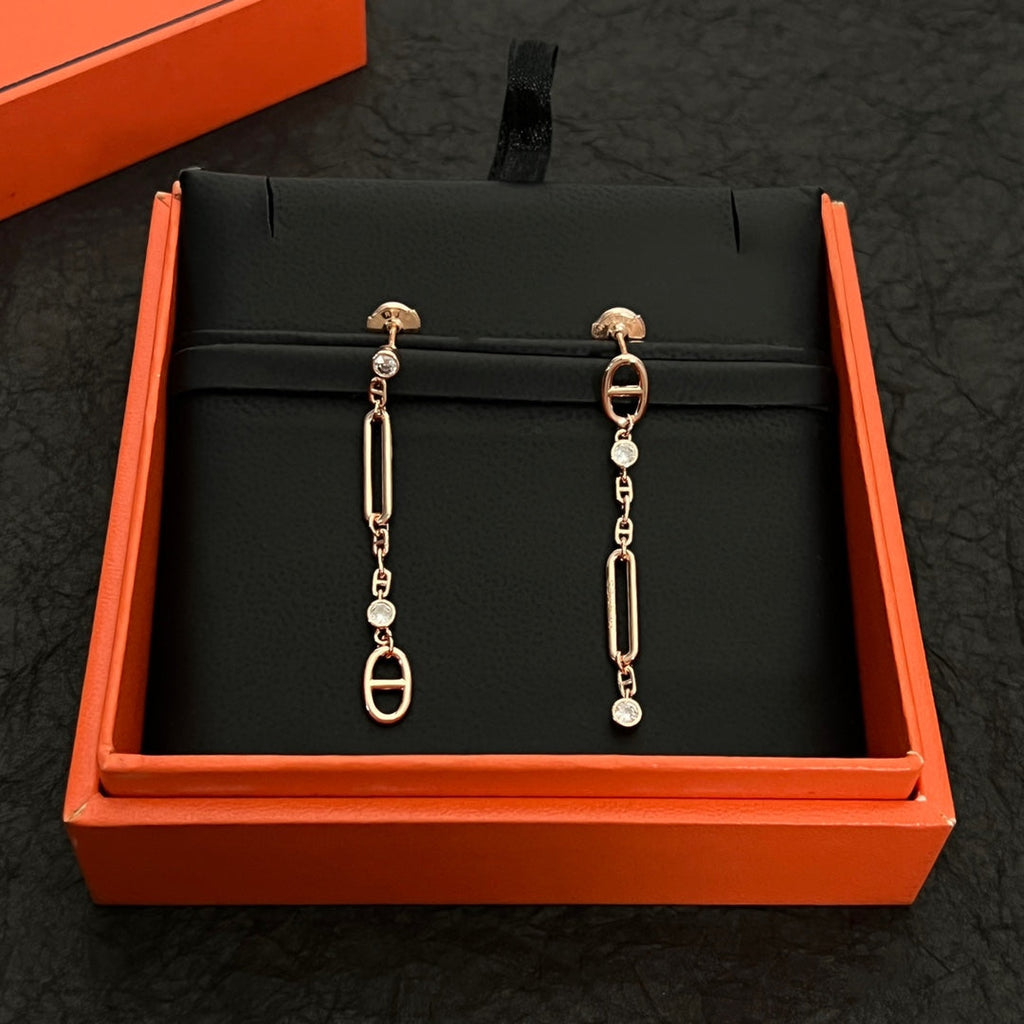 18K Hermes Chaine D'ancre Chaos Earrings