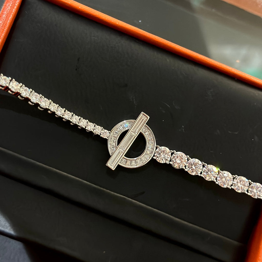 18K Hermes Finesse Link Diamond Bracelet