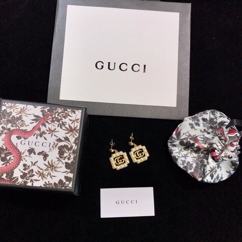 18K Gucci Double Square Pearl Earrings