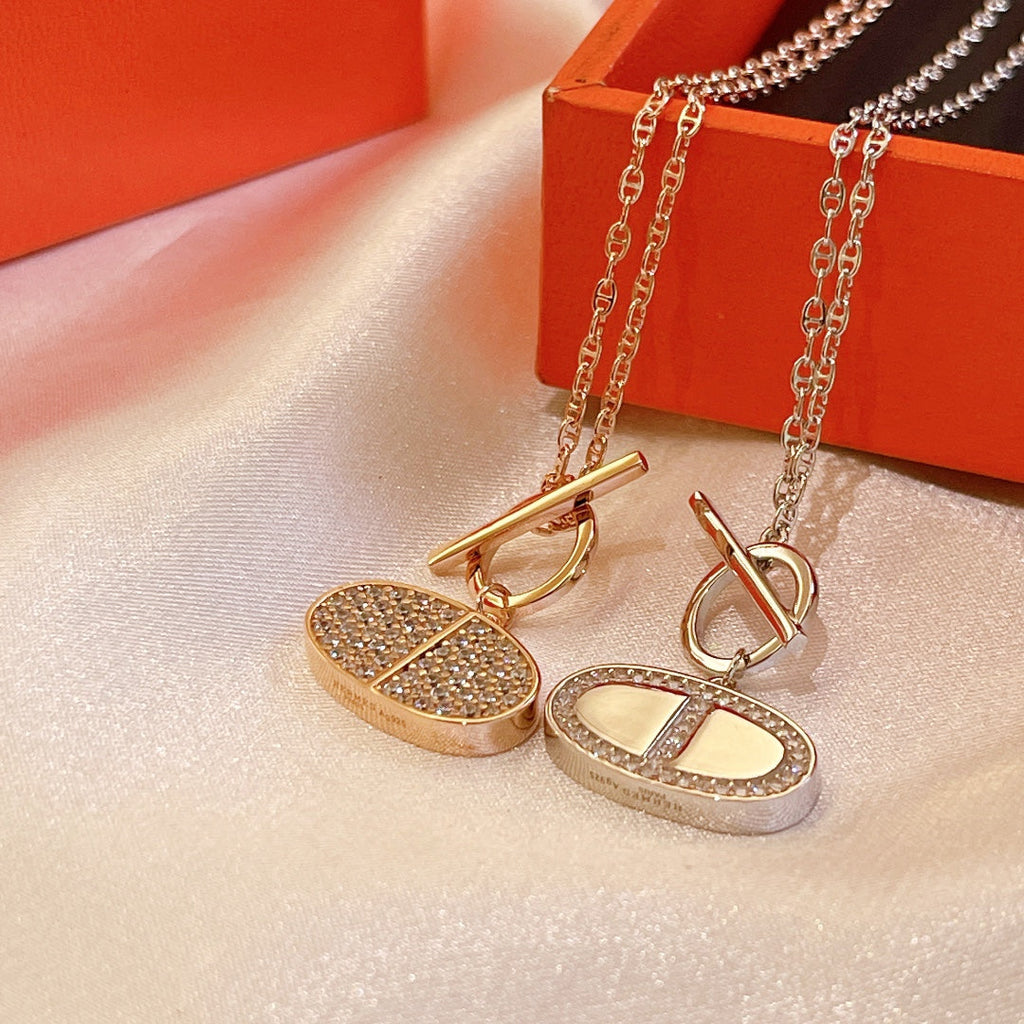 18K Hermes Chaine D'ancre Contour Pendant Necklace