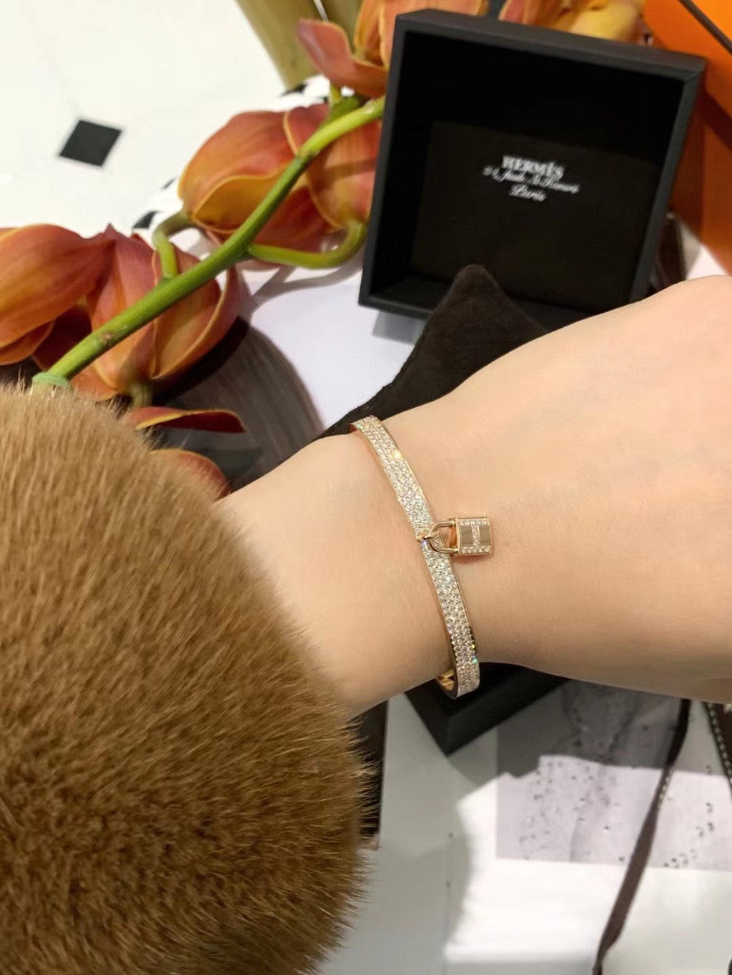 18K Hermes Kelly Lock Vintage Hermes Bracelet