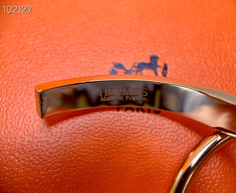 18K Hermes Kelly Cadenas Bracelet