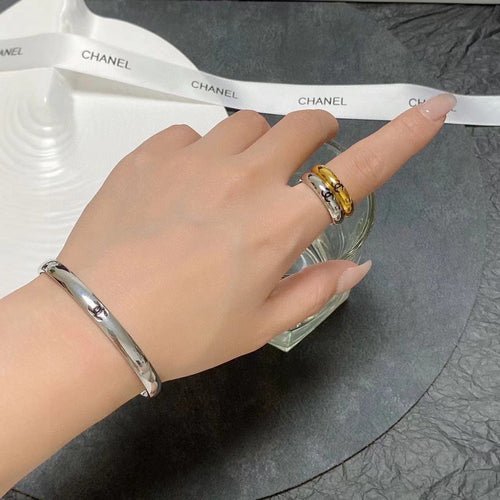 18K Chanel Coco Ring