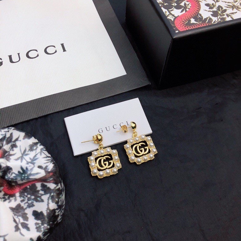 18K Gucci Double Square Pearls Earrings