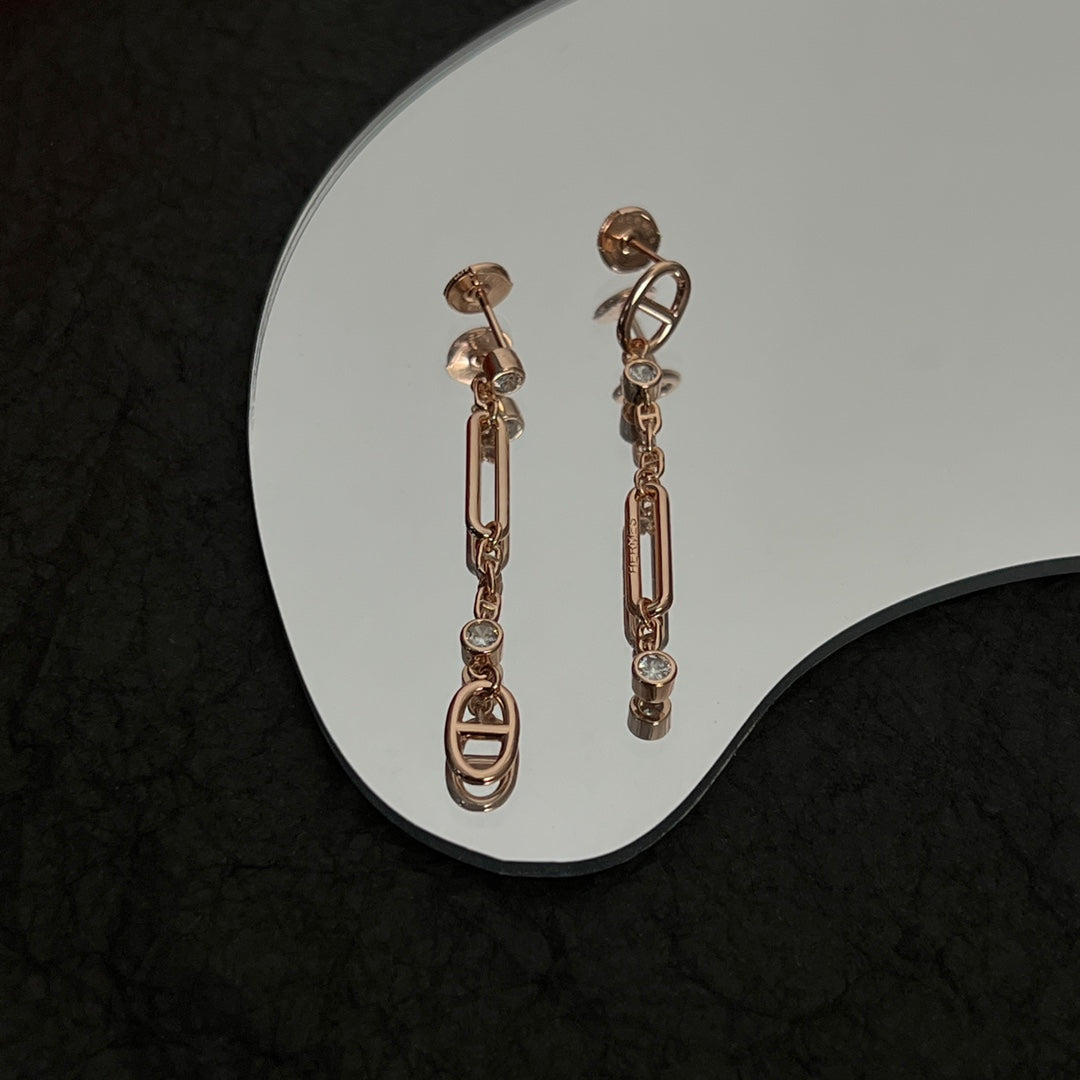 18K Hermes Chaine D'ancre Chaos Earrings