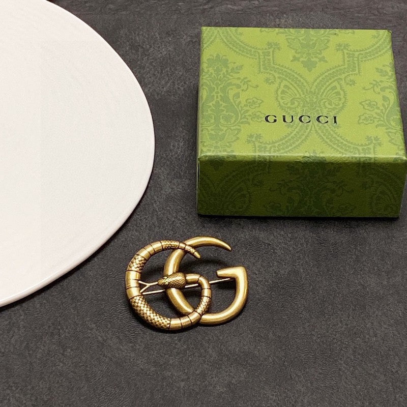 18K Gucci Double Snake Brooch