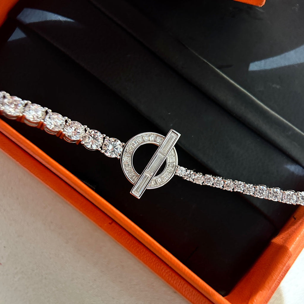 18K Hermes Finesse Link Diamond Bracelet