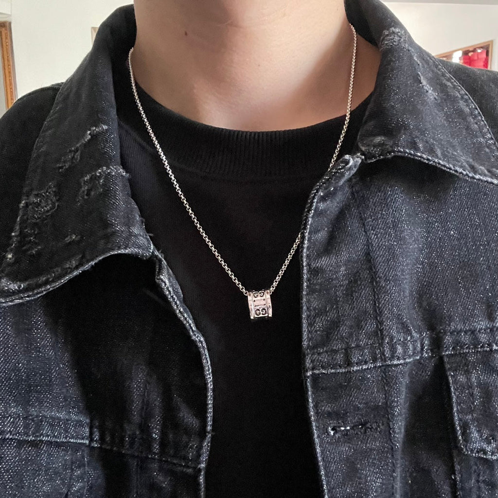 18K Gucci Double Icon Twirl Necklace